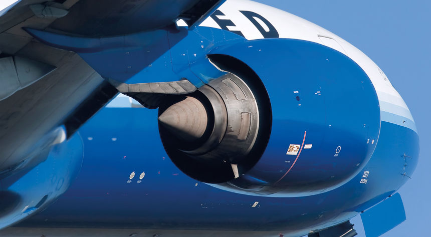 Boeing 777 In Flight Close Up Of Engine RT