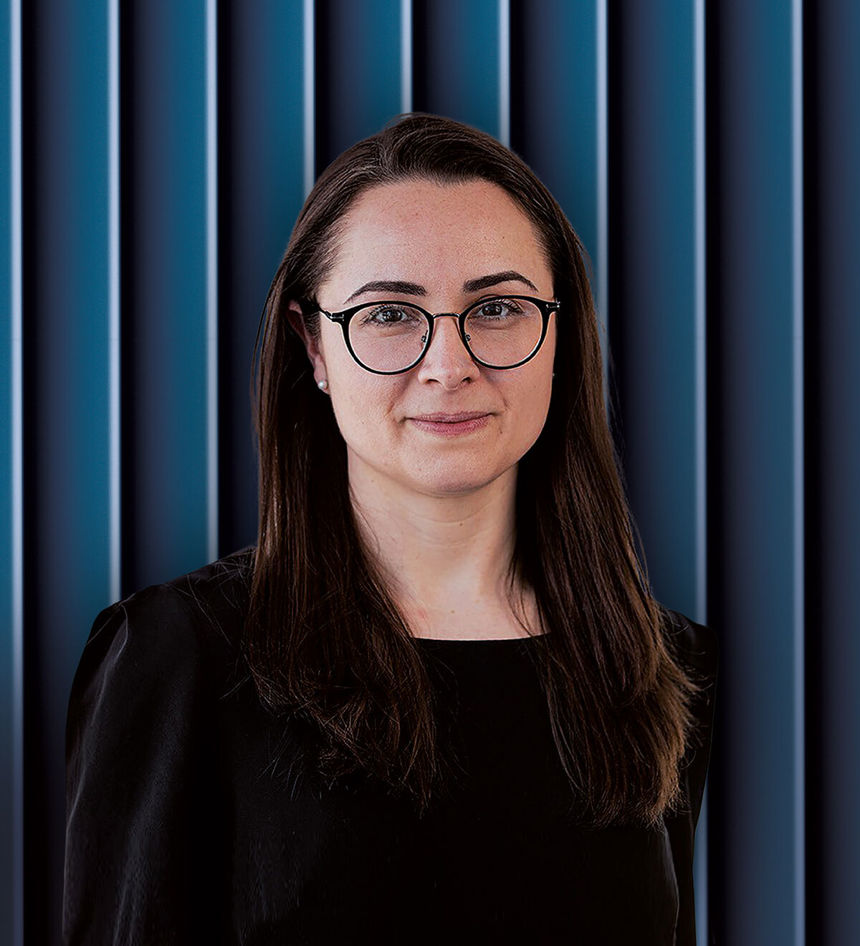 Nathalie Ferretti Background RT
